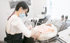 スケーリング(歯石取り)